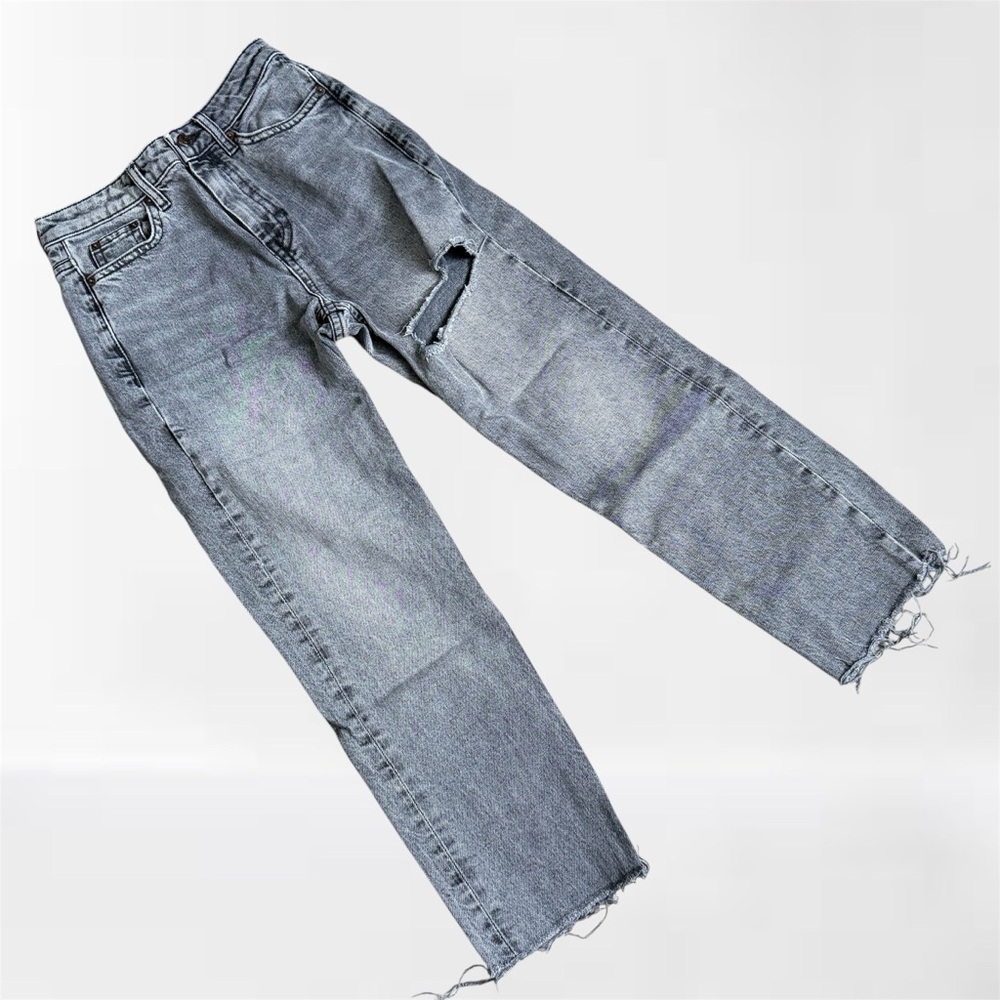 Topshop Straight Leg Gray Distressed Jeans W26
